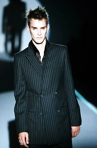Look 17